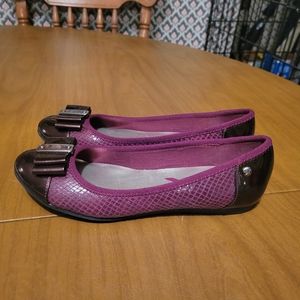 Anne Klein sport flats